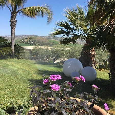 Il Colle Del Rustico Bed & Breakfast Agrigento Exterior photo