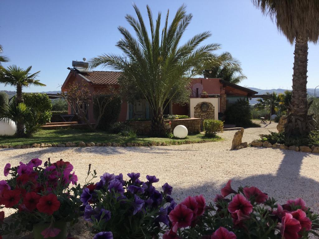 Il Colle Del Rustico Bed & Breakfast Agrigento Exterior photo